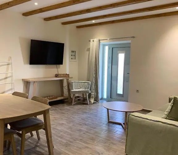 Lägenhet Mangata Private Pool *