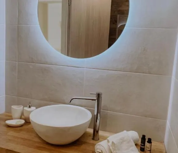 Lägenhet Mangata Private Pool *